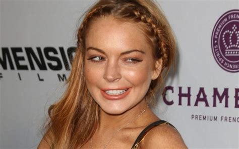 Lindsay Lohan Nude: Porn Videos & Sex Tapes